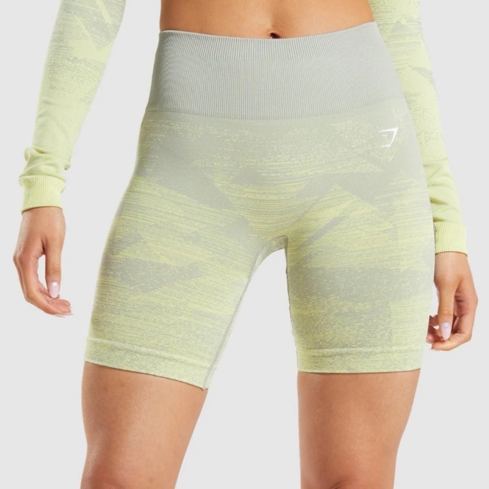 Gymshark Adapt Ombré Seamless Shorts